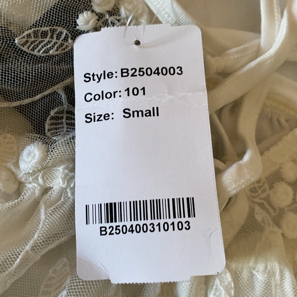 SBETRO by Suzanne Betro Floral Embroidered Pom Pom Lace Up Backless V-neck Dress - Picture 8 of 9